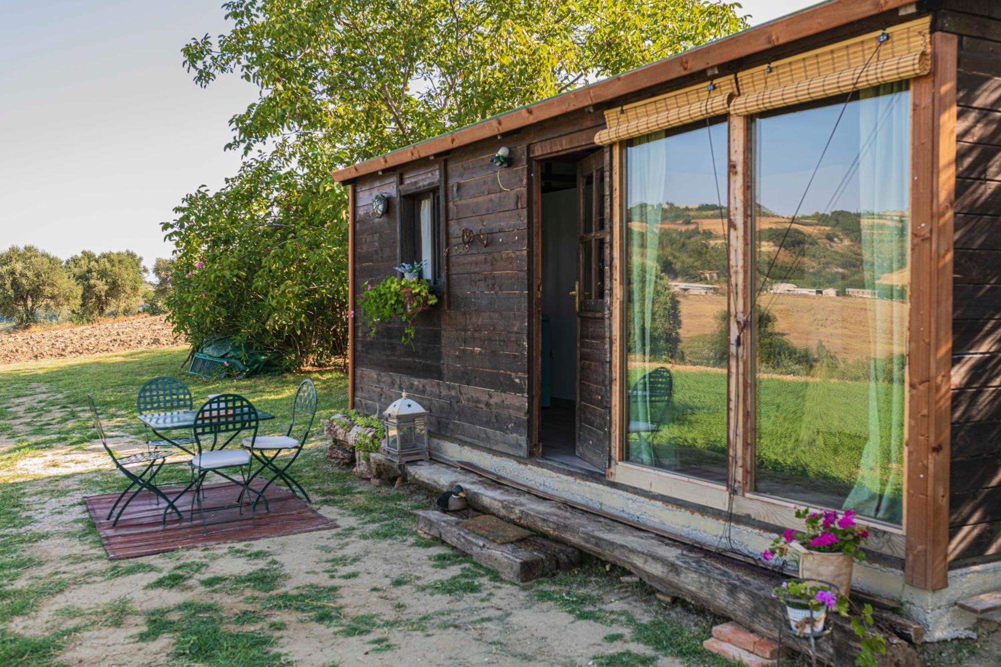 Tavoleto Le Bumbarelle Bed & Breakfast エクステリア 写真