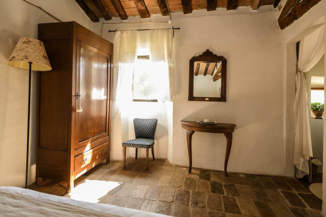 Tavoleto Le Bumbarelle Bed & Breakfast エクステリア 写真